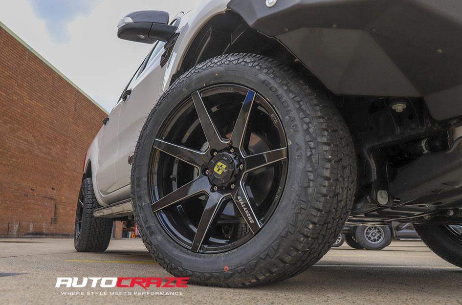 FORD RANGER AVALANCHE GLOSS BLACK MILLED ACCENTS